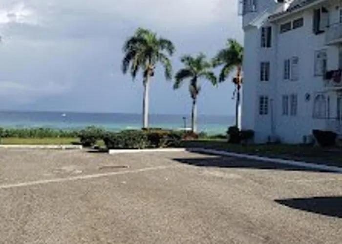 Apartment Oceanview W Pool Bar & Access