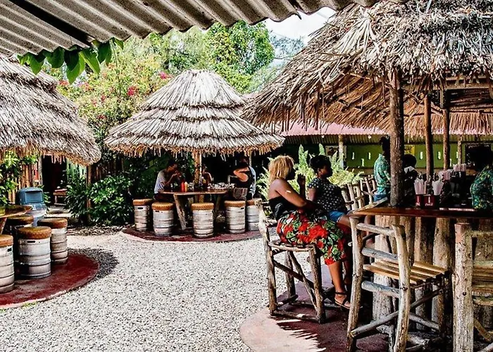 Oceanview W Pool Bar & Access *