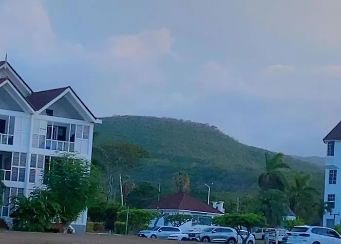 Apartment Oceanview W Pool Bar & Access *